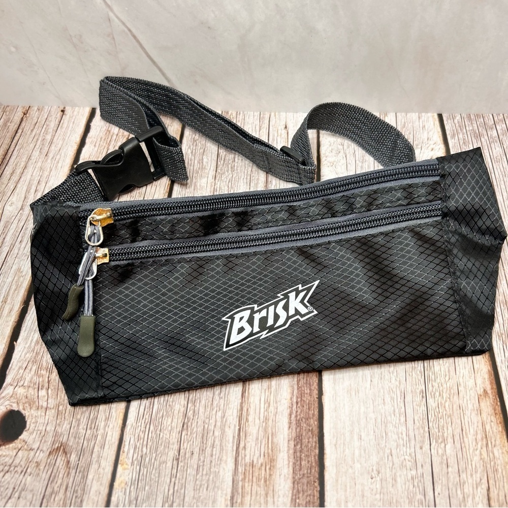 Brisk Black Bag Fanny Pack